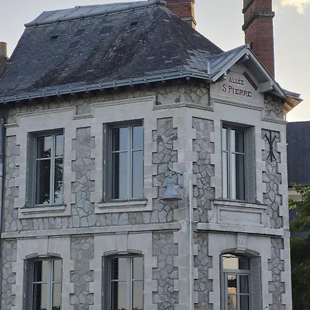 Maison Bord De Loire Feriehus